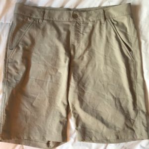 Fila Sport Golf men’s beige Bermuda shorts